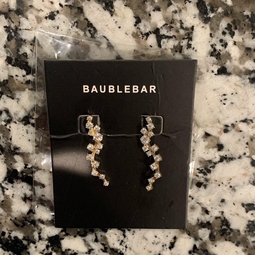 Farrah Ear Crawlers